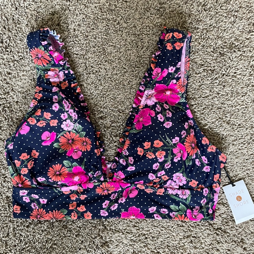 Floral swimsuit top